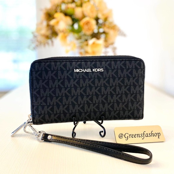 Michael Kors Handbags - Michael Kors wallet phone case black signature new